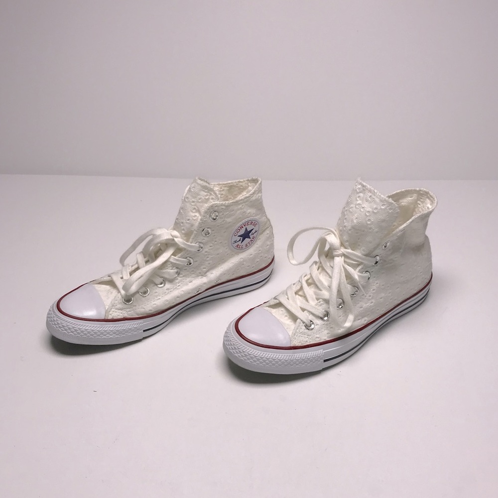 NEW Converse White Lace | Size 9